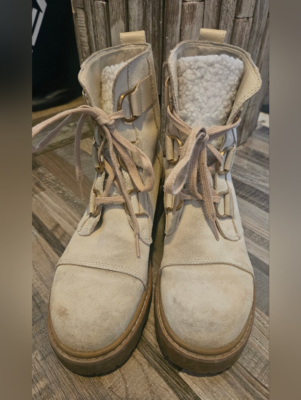 Sorel Women's Joan Now Lace Boots. 8.5